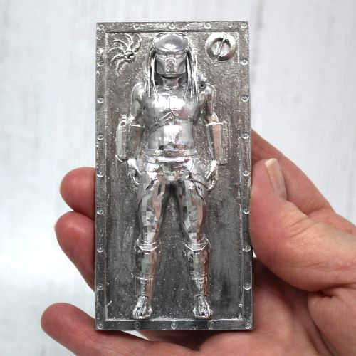 Predator FULL BODY Figure CHROME Finish Available as FRIDGE MAGNET or WITH STAND